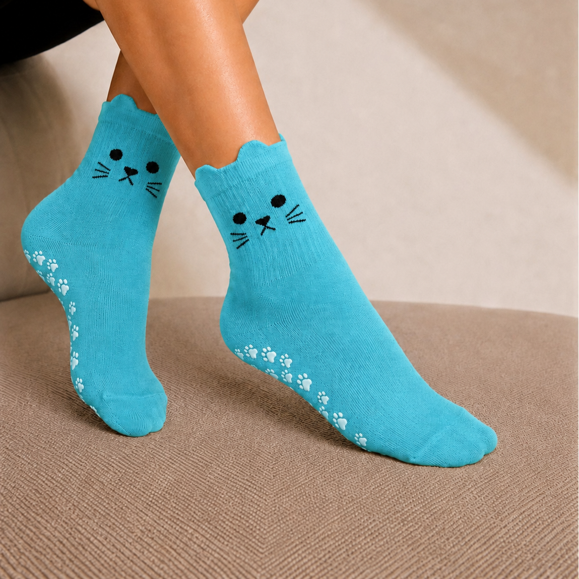 KITTY Flow Pilates Grip Socks BLUE